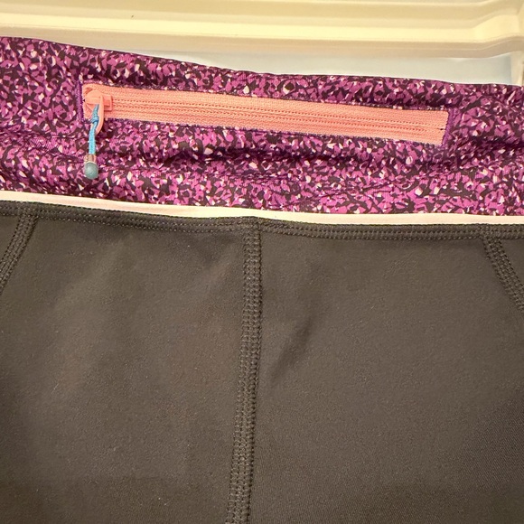 LuluLemon Black Purple Capri Leggings - Picture 3 of 4